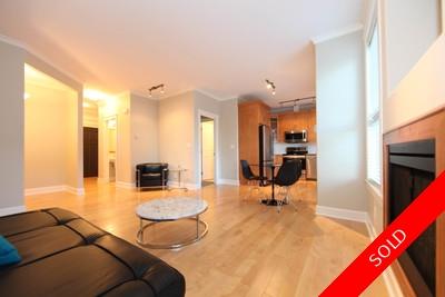 Forest Glen Townhouse for sale: Skypoint 1 bedroom 908 sq.ft. (Listed 2014-07-10)